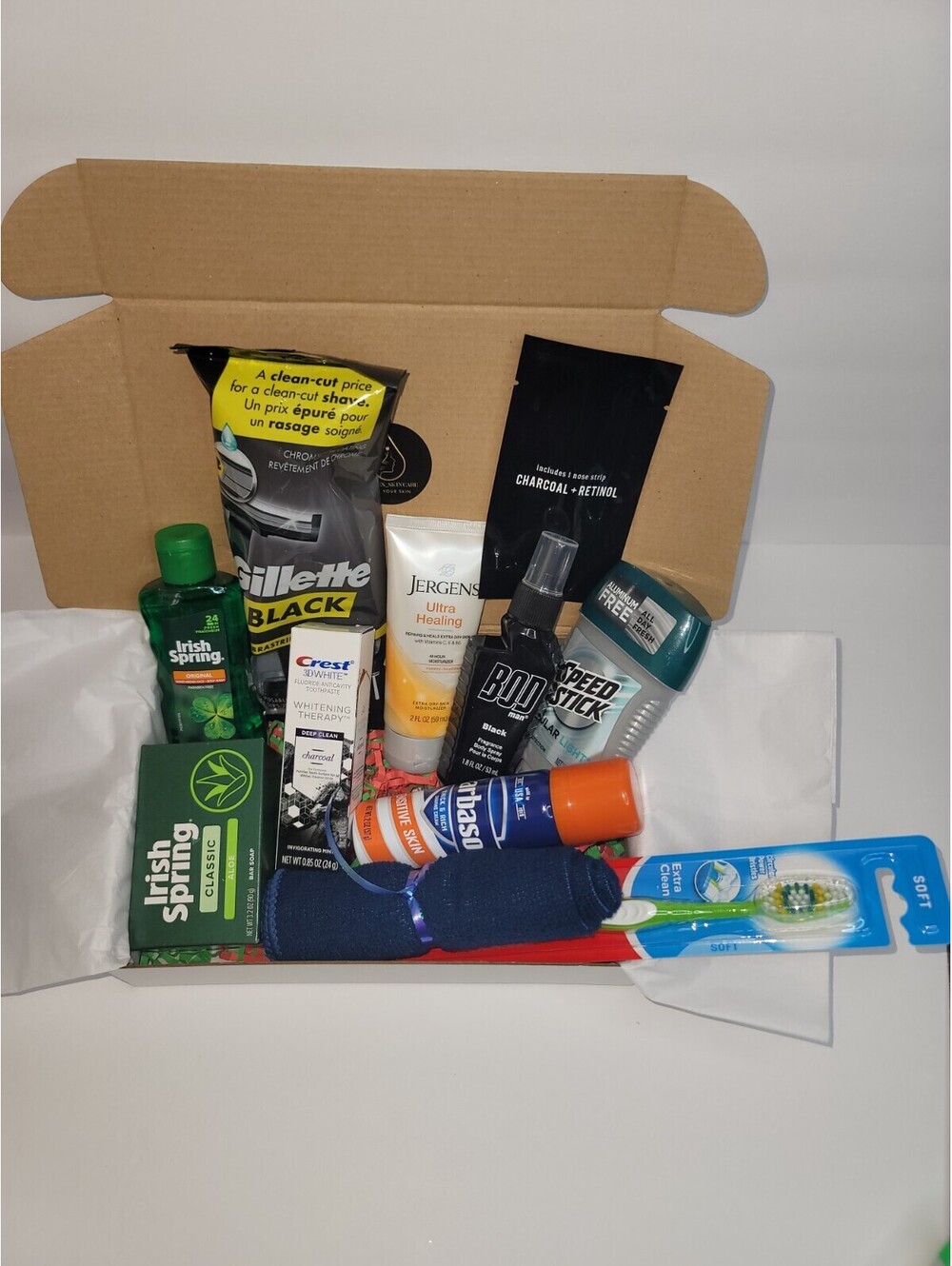 Men's Gift Box with Skincare, Shaving, and Personal Care Set